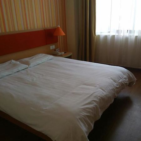 Home Inn Jiaxing Exteriör bild