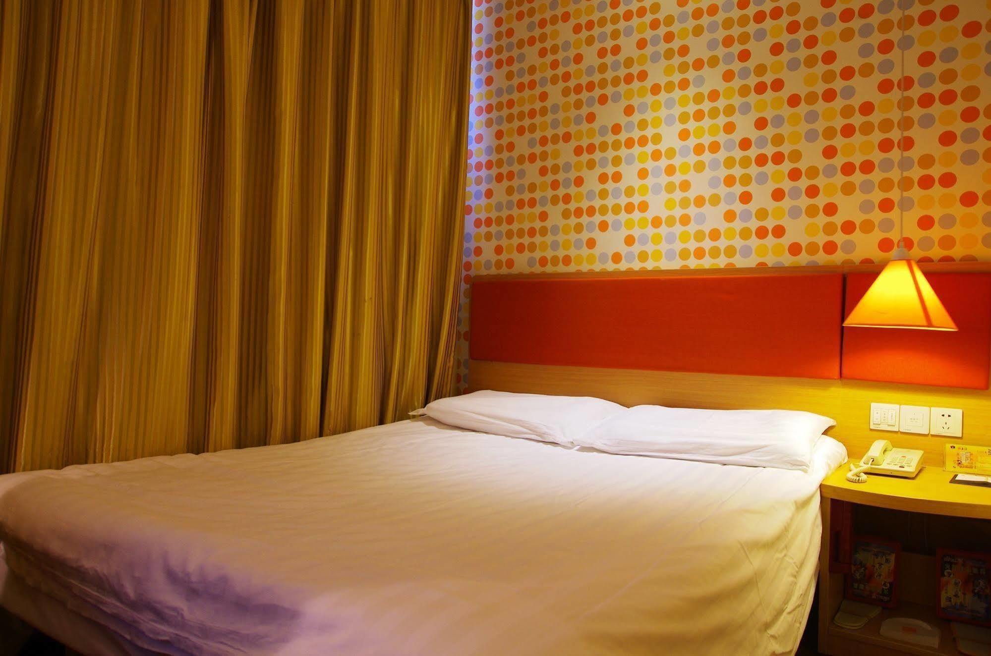 Home Inn Jiaxing Exteriör bild