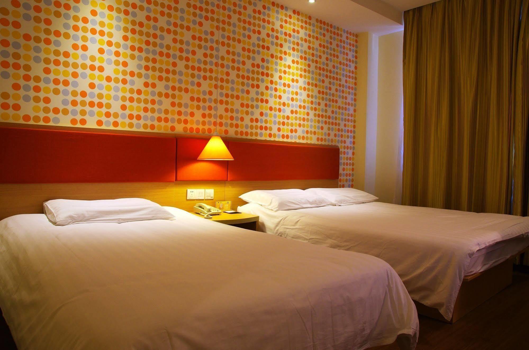 Home Inn Jiaxing Exteriör bild